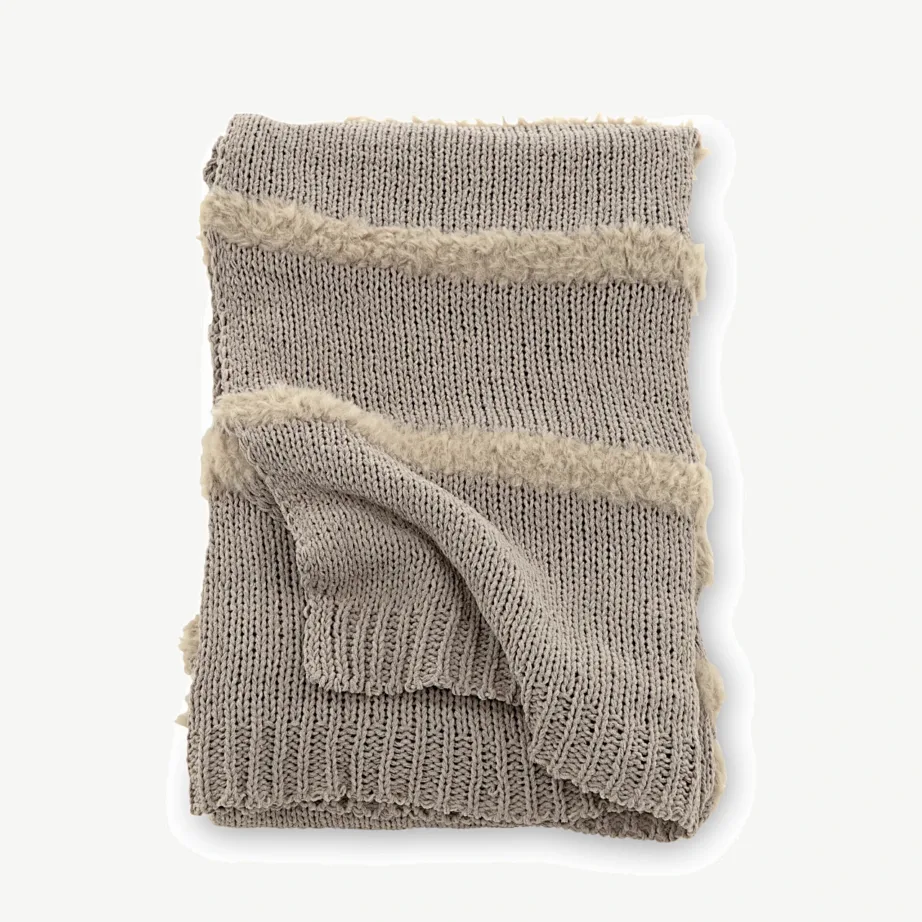 Helehall šenill-pleed Katleen kunstkarusnahast detailidega 130×170 cm, 15942-305 – 4