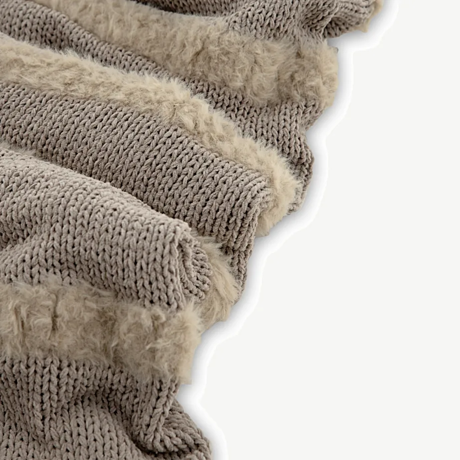 Helehall šenill-pleed Katleen kunstkarusnahast detailidega 130×170 cm, 15942-305 – 7