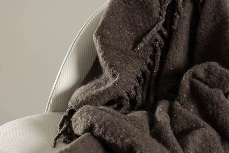 Tumehall narmastega polüesterpleed Tilly (130 × 170 cm), 15950-205 – 7