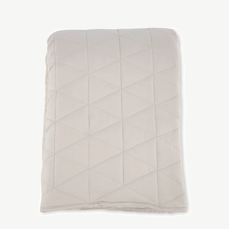 Kahepoolne beež voodikate Nilla – tepitud polüester ja sherpa, 250 x 150 cm - 15978-702