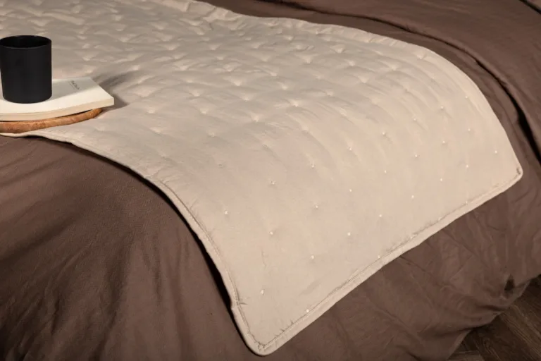 Beež tepitud päevatekk Sallyle (polüester, 180 × 80 cm) - 15984-402