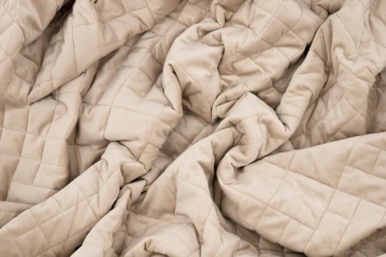 Beež sametine voodikate Jillyle, 260 × 260 cm - 15988-702