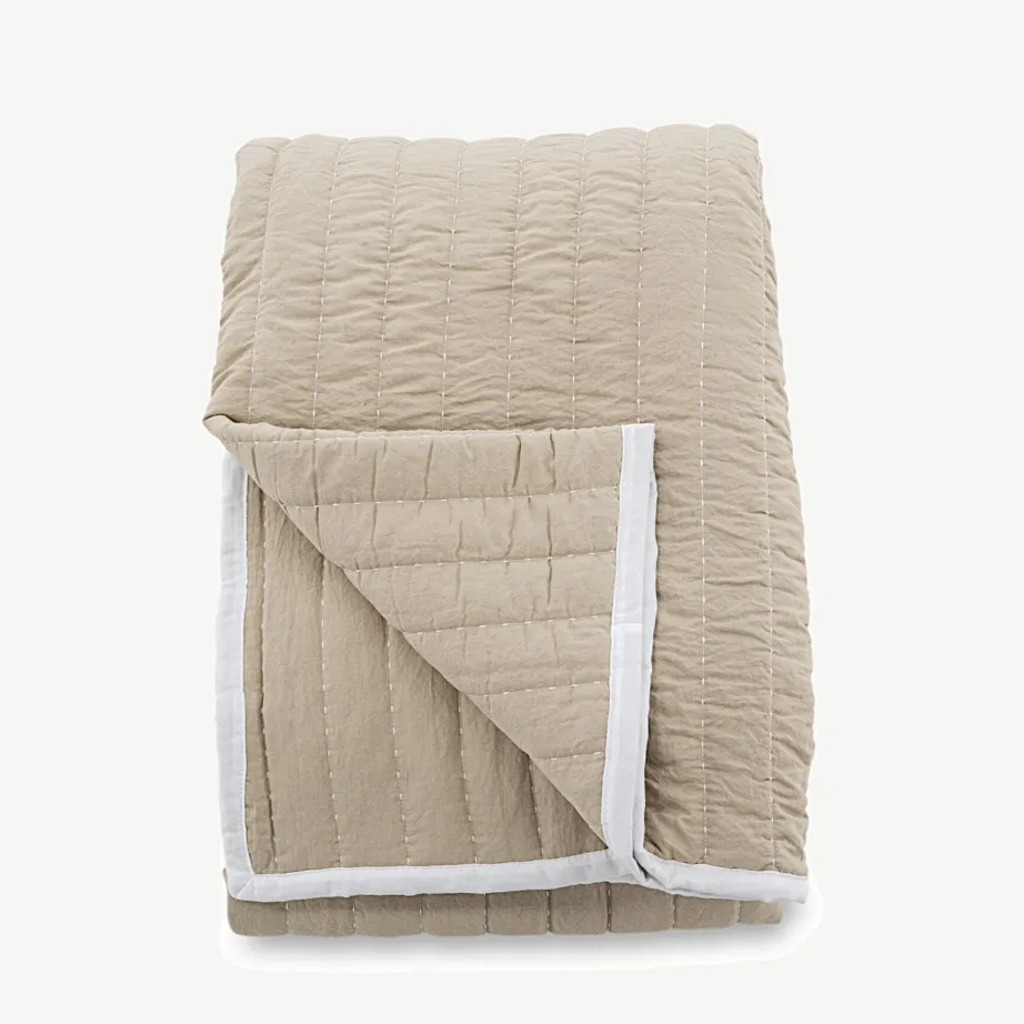 Beežist mikrofiibrist voodikate Juni, 150 × 250 cm, 15992-403 – 3