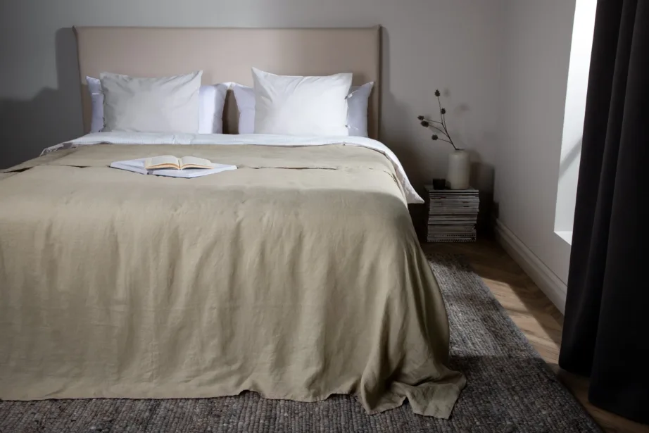 Beež polüester-linane voodikate Milo, 260 × 260 cm, 16003-602 – 3