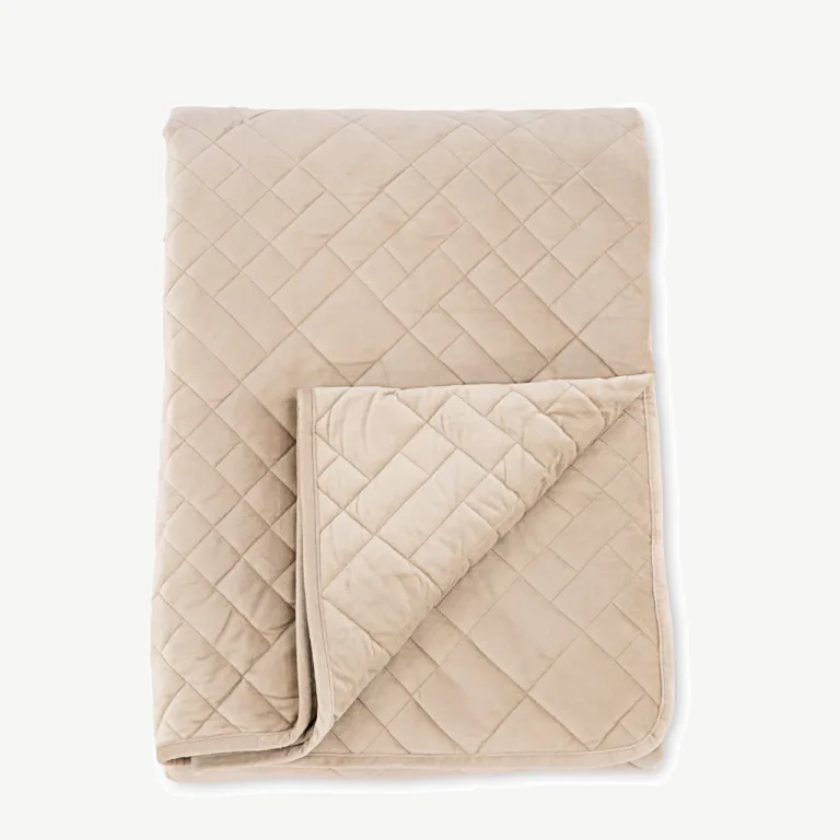 Beežist sametist tepitud voodikate Jilly 260 × 80 cm - 16007-702
