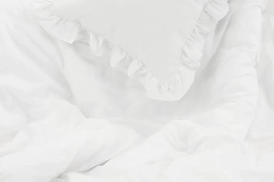 Valge puuvillane voodipesukomplekt volangidega Levi 150×200 cm, 16013-501 – 3