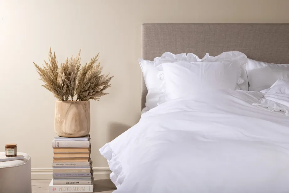 Valge puuvillane voodipesukomplekt volangidega Levi 150×200 cm, 16013-501 – 5