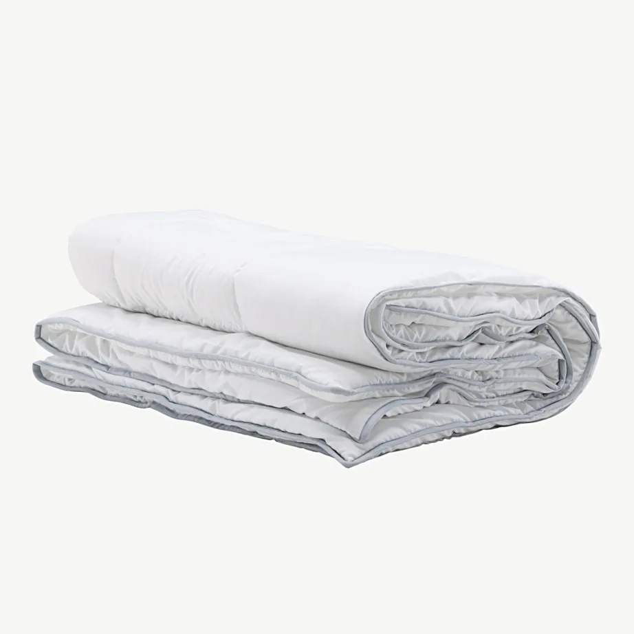 Valgest mikrokiust vooditekk Alice sarjast, 200×150 cm (90 gsm), 16030-100
