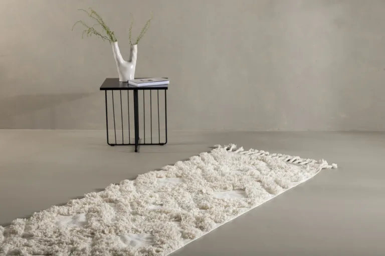 Valge puuvillane esikuvaip Hilma, narmastega, 200x70 cm - 16033-101