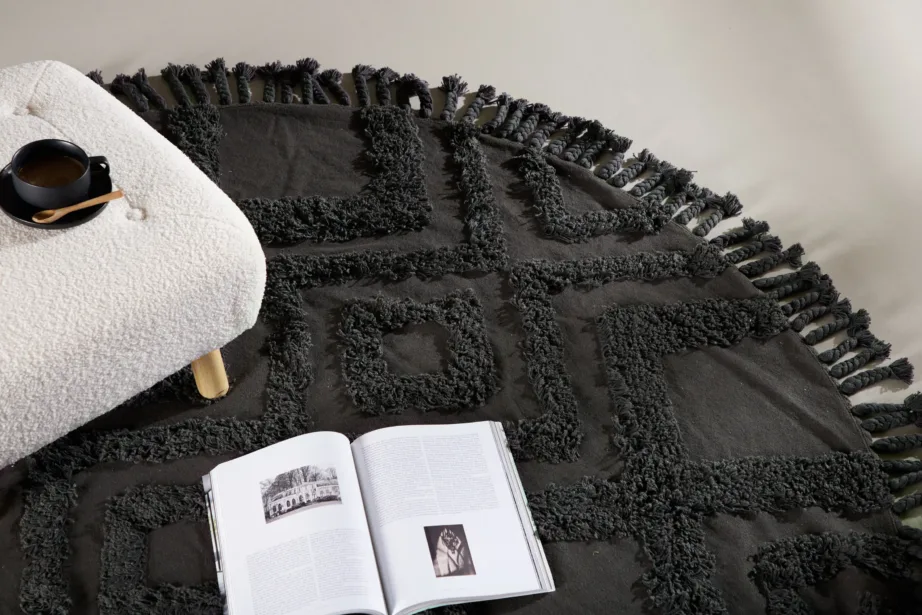 Ümmargune tumehall puuvillavaip Hilma, tuttmustriga (Ø 200 cm), 16034-107 – 3