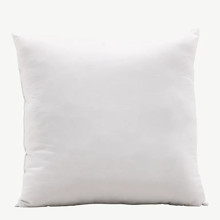 Wilma mikrokiust valge sisepadi 45 × 45 cm - 16036-100