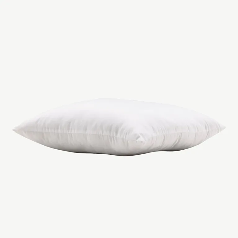 Wilma mikrokiust valge sisepadi 45 × 45 cm - 16036-100
