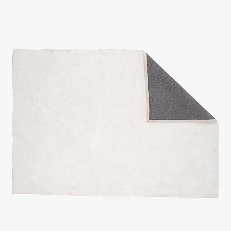 Valge läikiva pinnaga vaip Undra, 300 × 200 cm (polüester-puuvill) - 16042-101