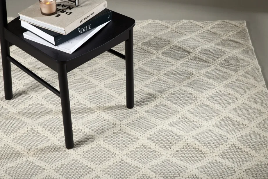 Murdvalge villavaip Cloudy, 300 × 200 cm, ruudumustriline, 16056-101 – 3