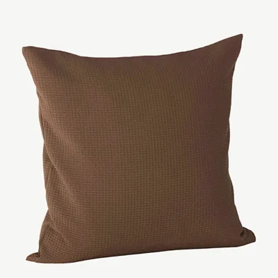 Tumepruuni värvi dekoratiivpadja katteriie Celine (waffle-kangas, 50 × 50 cm, polüester) - 16057-503