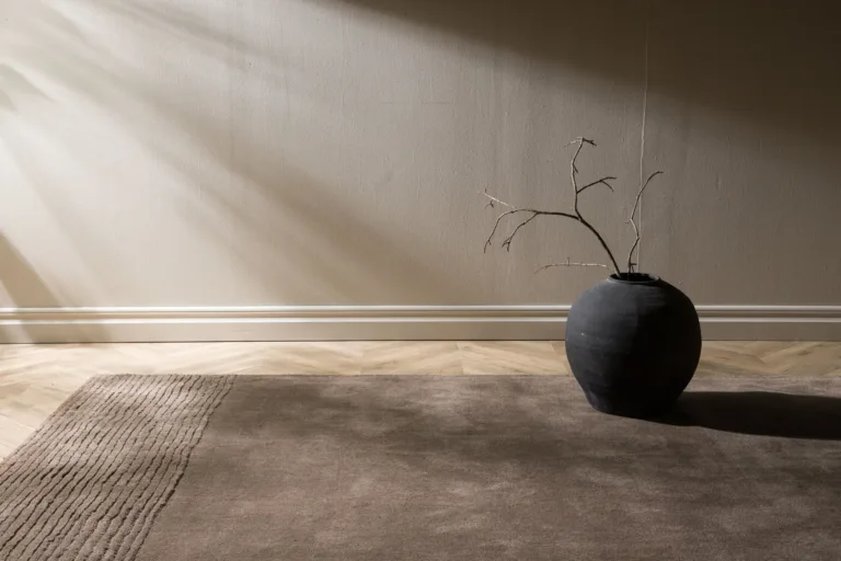 Pruun villavaip Matteo – tiheda madala karvaga, modernse disainiga (230x160 cm) - 16065-105
