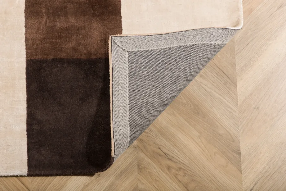 Suur geomeetrilise mustriga viskoosvaip Arvid, elevandiluu-pruun, 350 × 252 cm, 16084-104 – 7