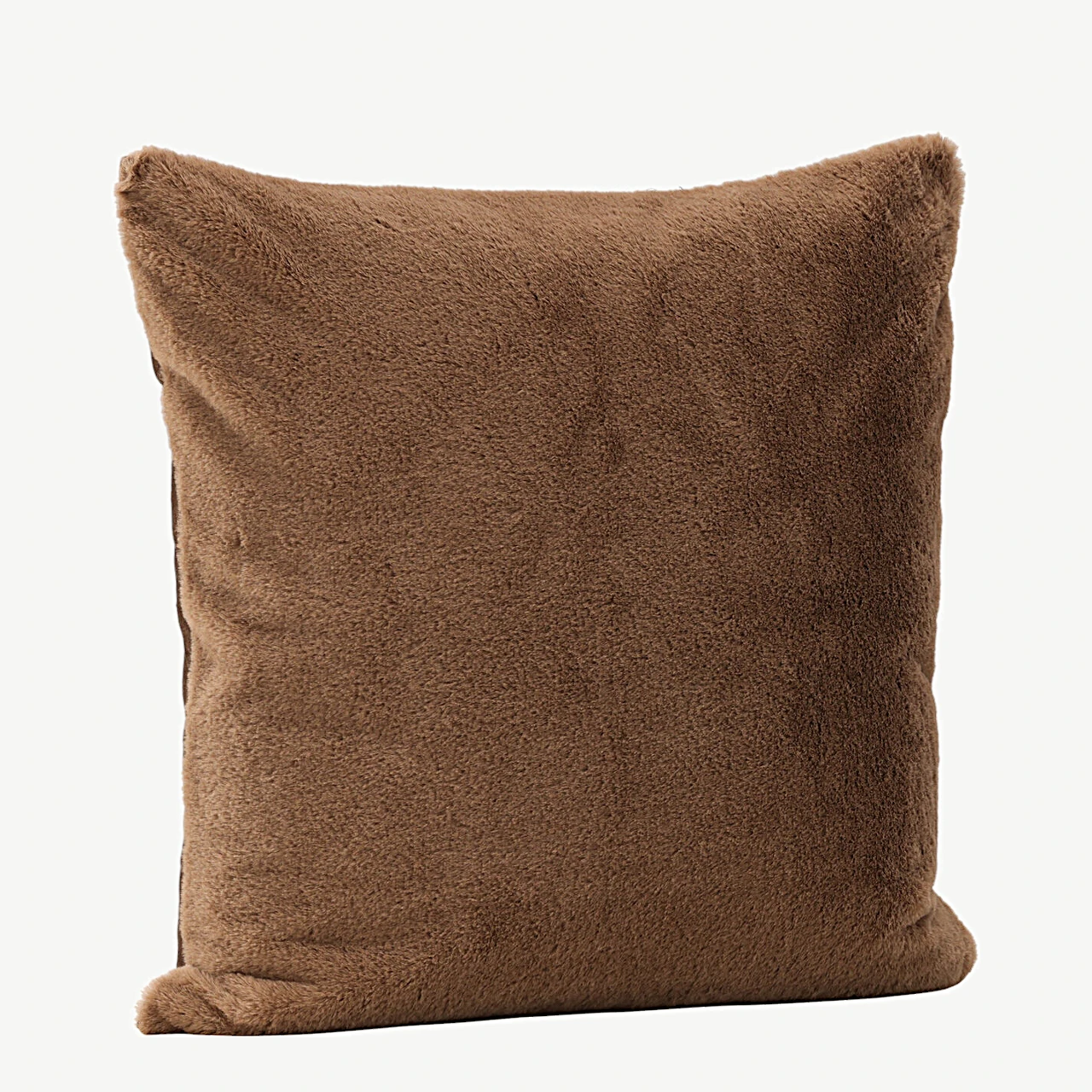 Pehmest pruunist kunstkarvast dekoratiivpadjakate Thea, 50 × 50 cm - 16086-503