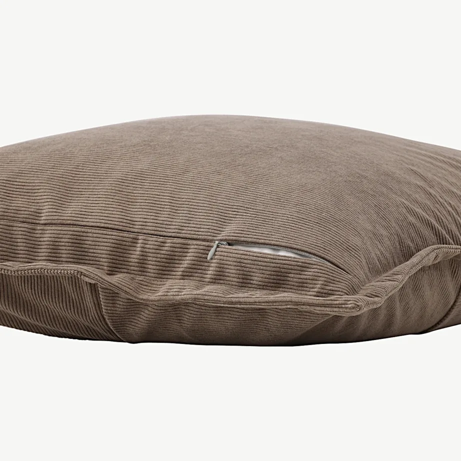 Pruunist manchester-kangast dekoratiivpadjapüür Lykke, 50×50 cm, 16090-505 – 5