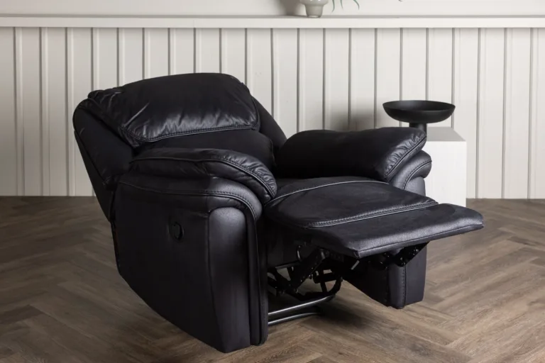 Mustast mikrofiibrist recliner-tugitool Saranda - 16612-100