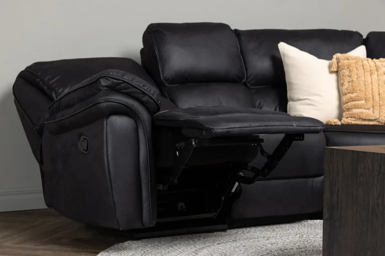 Mustast mikrofiibrist nurgadiivan-recliner Saranda, 338 cm - 16613-100