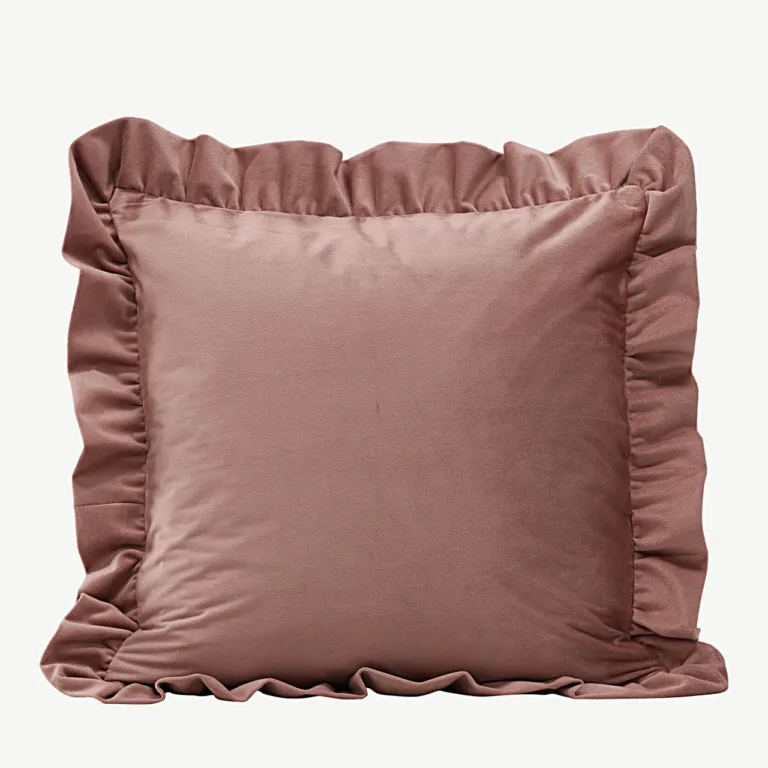 Roosade volangidega dekoratiivpadjakatte Hailey, 50 × 50 cm, polüester - 17003-511