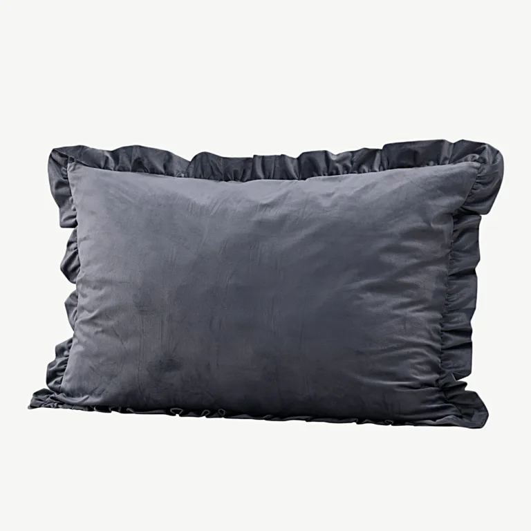 Hall sametist dekoratiivpadjakate Hailey, 100x70 cm, satsidega - 17014-503