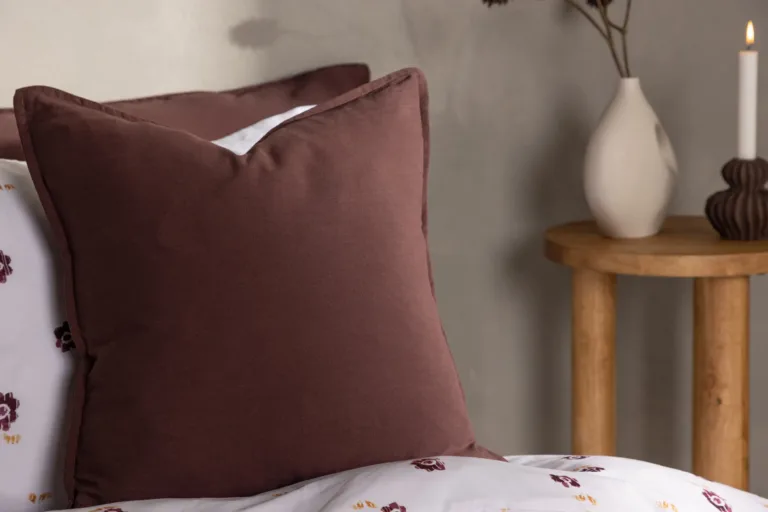 Pruun puuvillane padjakate Ronja 45 × 45 cm - 17019-503