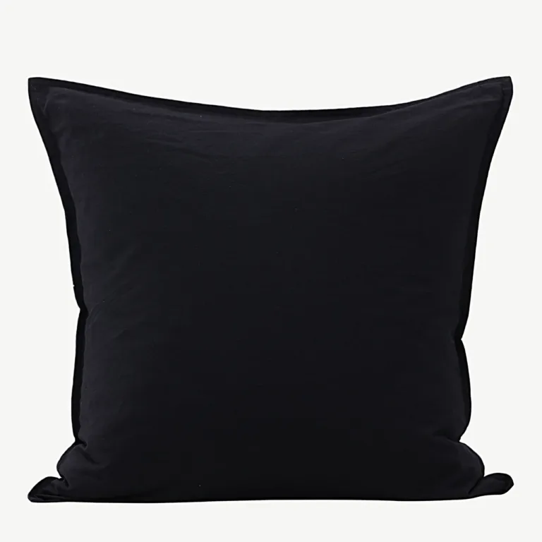 Ronja must puuvillane padjapüür 60 × 60 cm - 17029-508