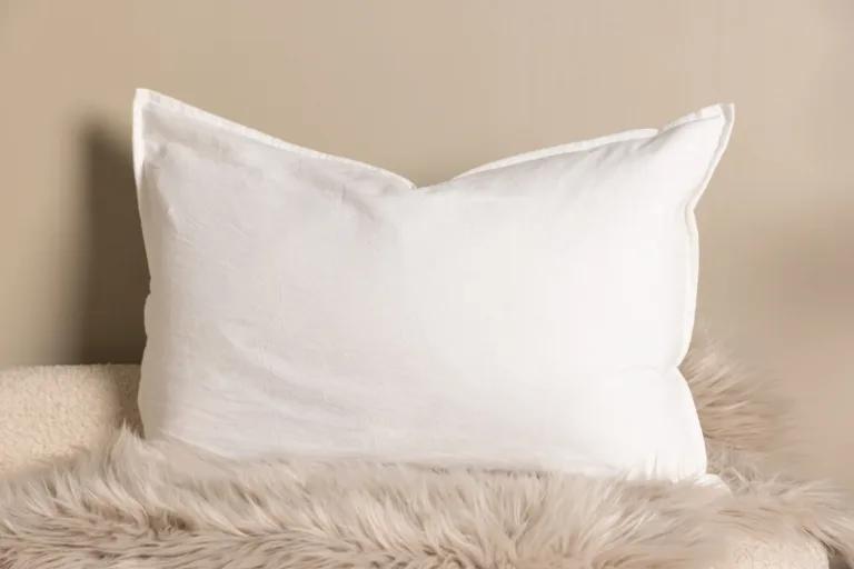 Valge puuvillane padjapüür Ronja 40 × 60 cm - 17037-501