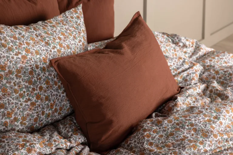 Röstitud punane puuvillane padjapüür Ronja, 40 x 60 cm - 17040-509
