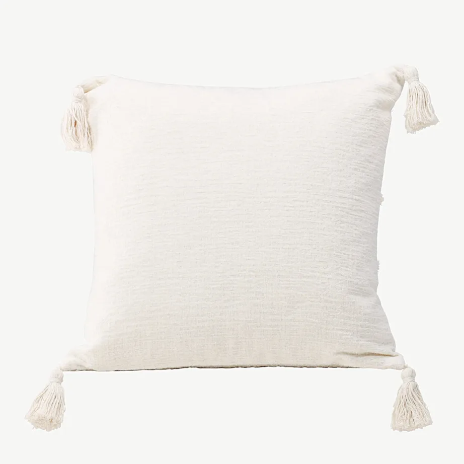 Valge dekoratiivpadjakate Millie (polüšeniil, 45 x 45 cm, tuttidega), 17048-501 – 4