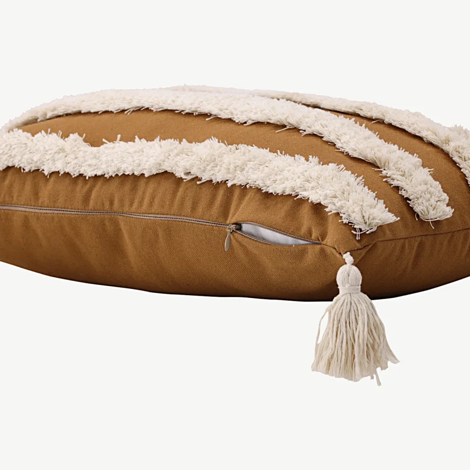 Elina pruun dekoratiivpadjapüür, kreemikasbeežid detailid, 30×50 cm, 17055-503 – 5