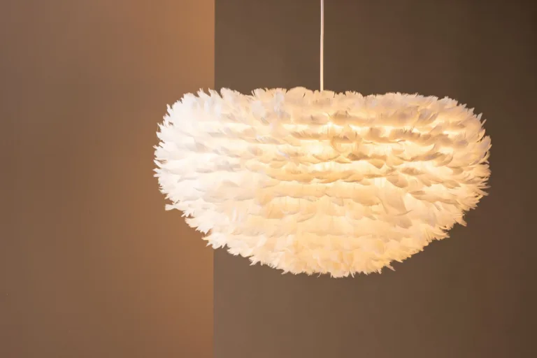 Nicola suur valge laelamp kunstsulgedega, 75 cm - 17060-001