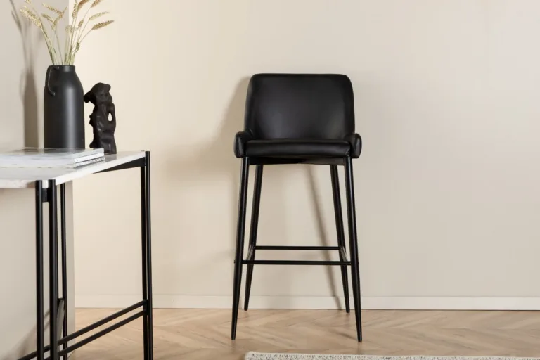 Must polsterdatud baaritool Plaza (PU, terasraam, istumiskõrgus 74 cm) - 17704-458