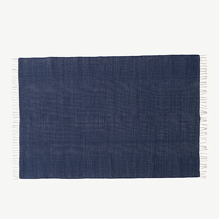 Tumesinine puuvillavaip Panipati sarjast (170 × 240 cm, valged narmad) - 18024-337