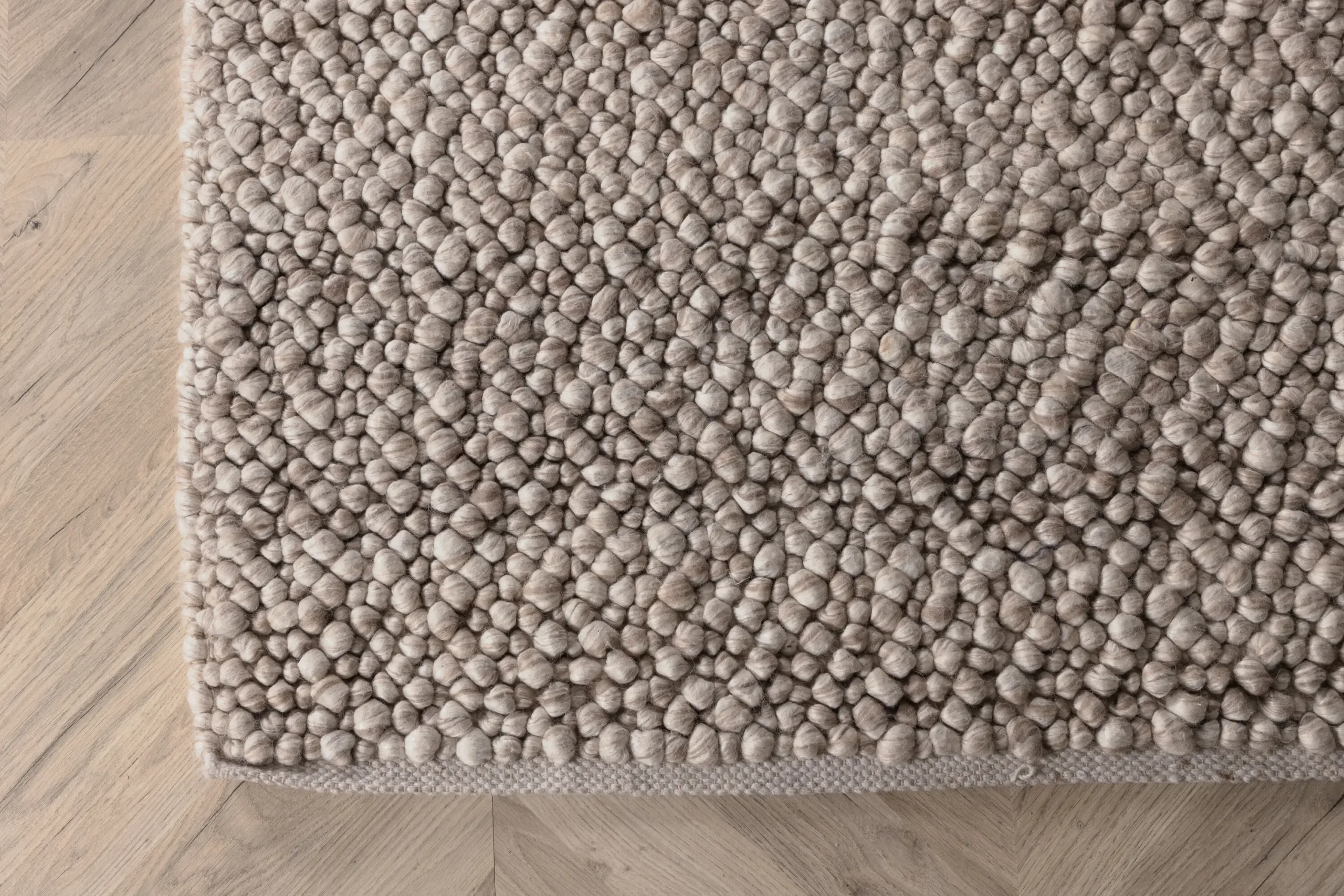 Beež käsitsi kootud villavaip Jajru, 200 × 300 cm - 18037-330