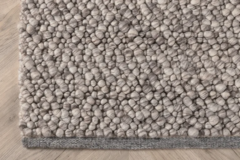 Käsitsi kootud helehall villavaip Jajru, 200 × 300 cm (vill ja viskoos) - 18037-331
