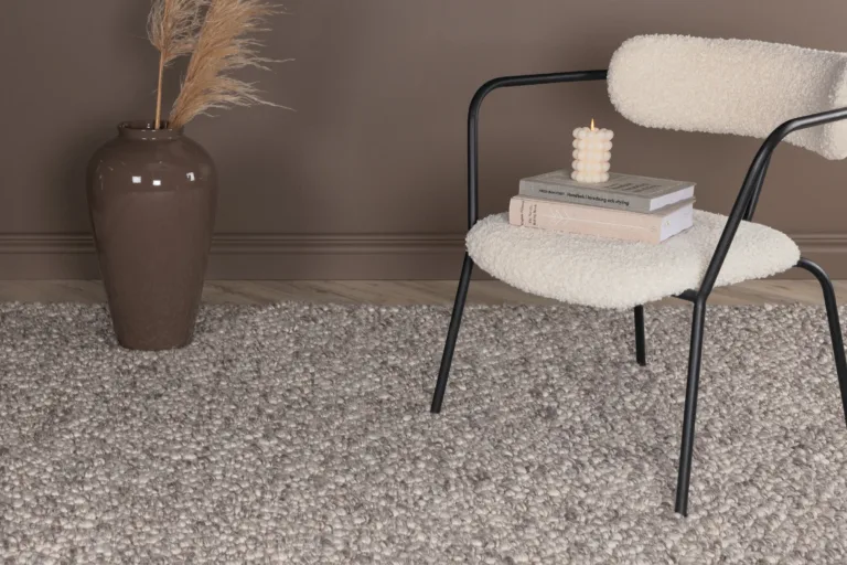 Helehall käsitööna kootud villavaip Jajru, 250 × 350 cm - 18038-331