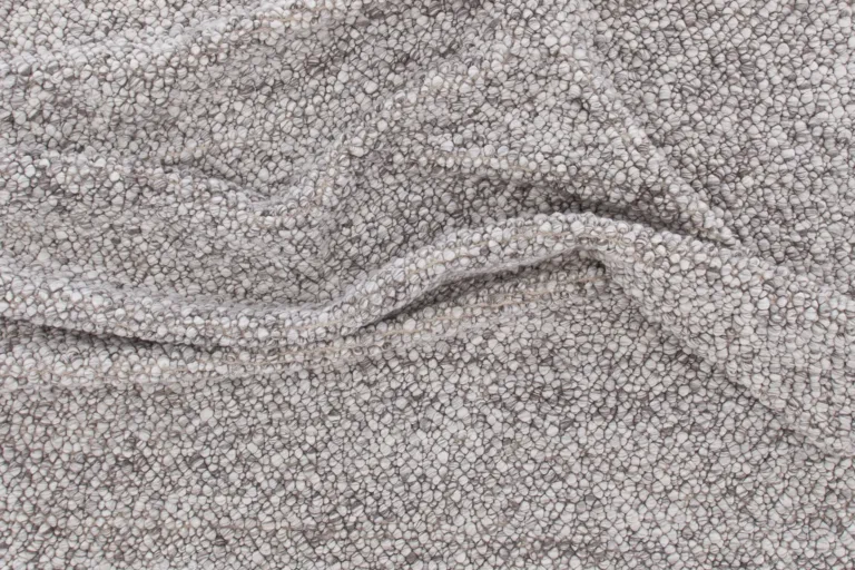 Helehall käsitööna kootud villavaip Jajru, 250 × 350 cm - 18038-331