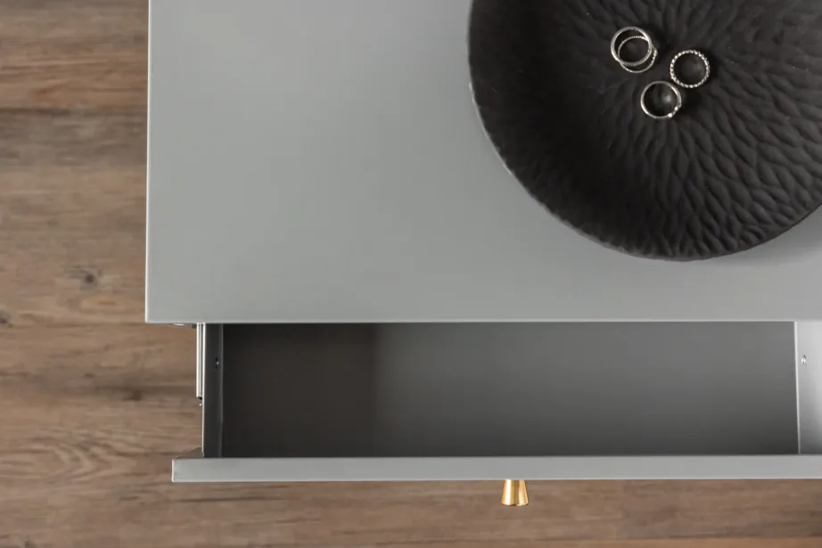 Helehall terasest abilaud sahtliga Bakali sarjast, 18066-106 – 10