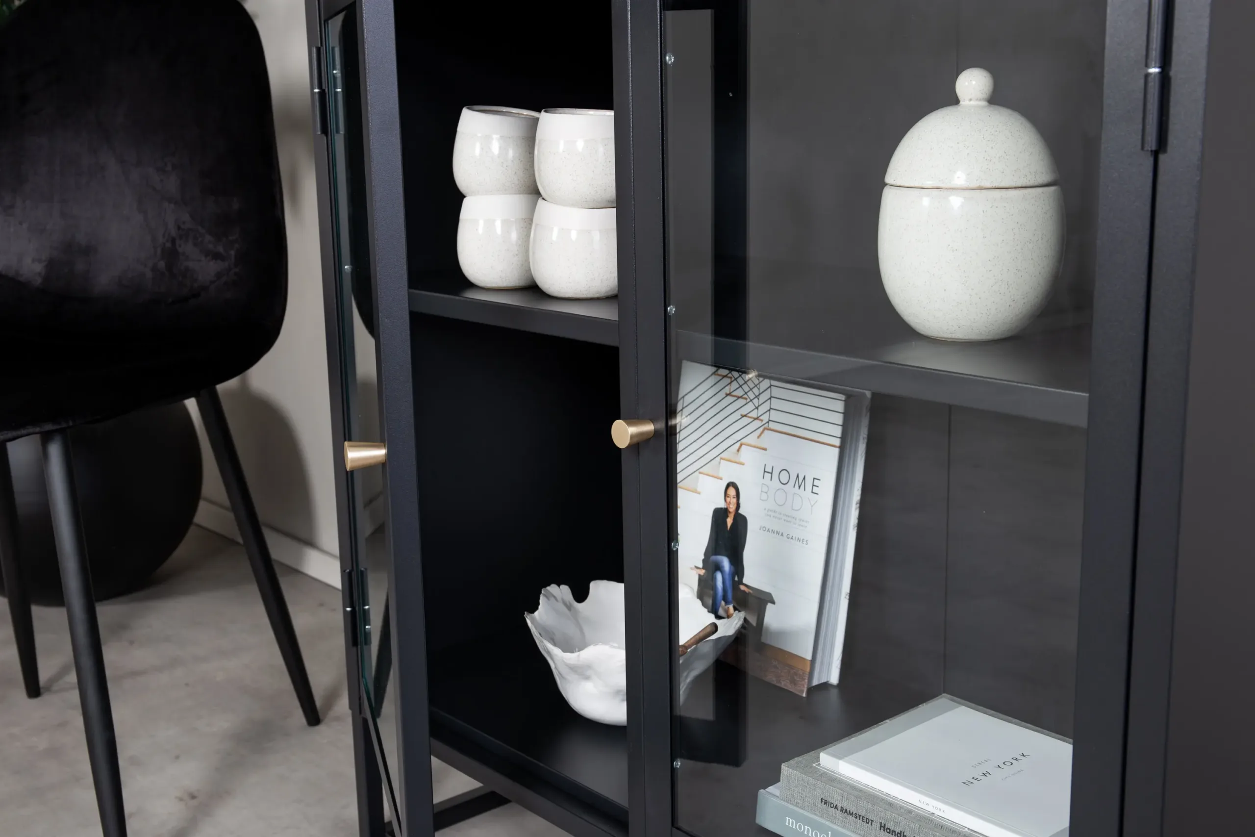 Must klaasustega teraskapp Bakal, industriaalne disain, 85 × 40 × 85 cm - 18067-208