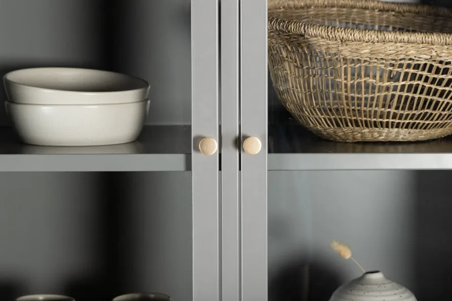 Helehall teraskapp klaasustega ja avatud riiulitega Bakal, 18069-255 – 11