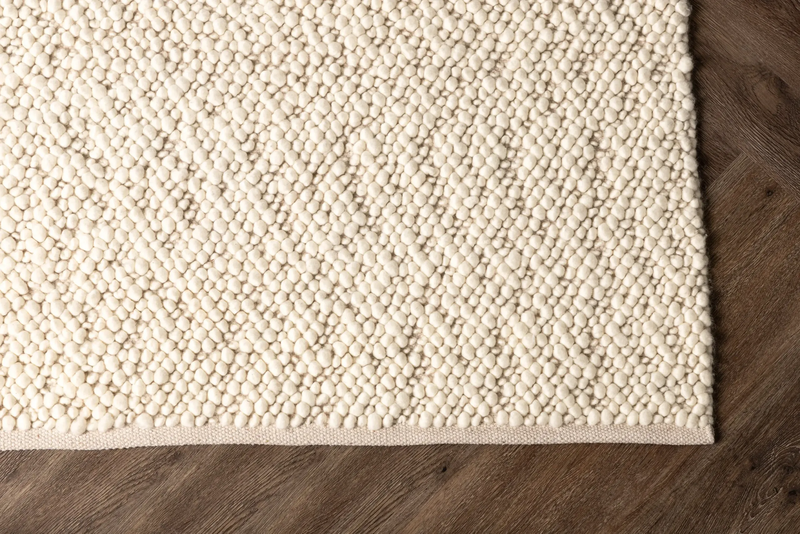 Käsitööna kootud valge villavaip Jajru, 300 × 200 cm - 18137-330