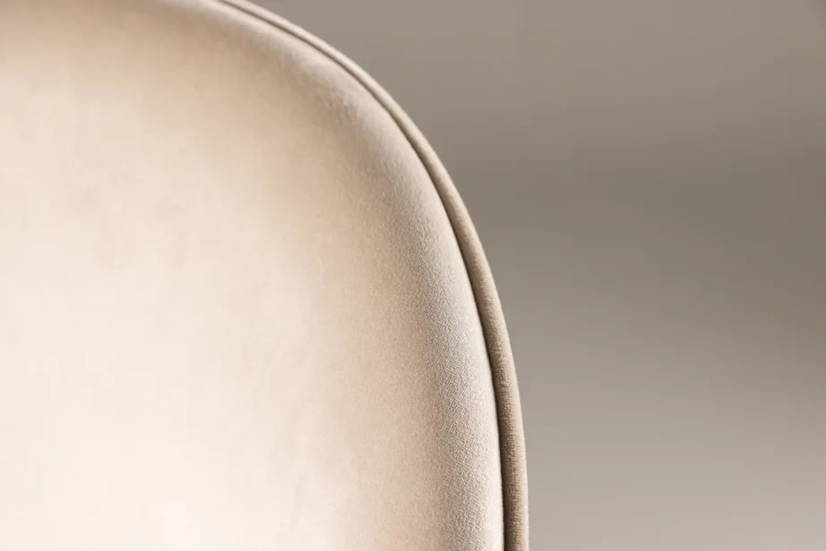 Beež sametist söögitool terasjalgadega Venture Home’ilt, 19224-102 – 10