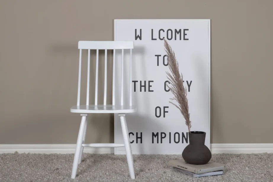 Valge kummipuidust pinnatool Lönneberga söögituppa, 19260-360 – 8