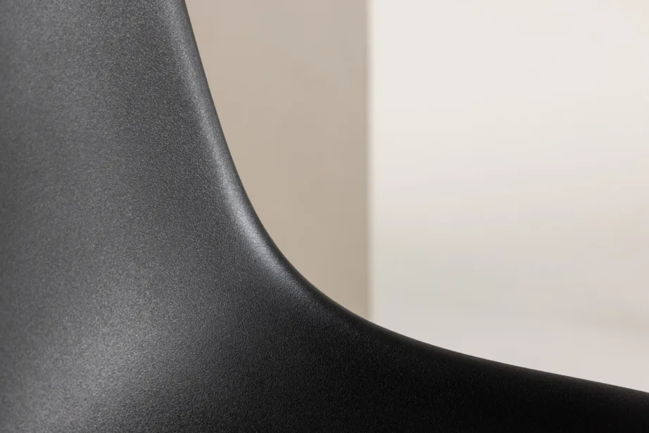 Polar must plastikust söögitool mustade terasjalgadega, 19902-818 – 10