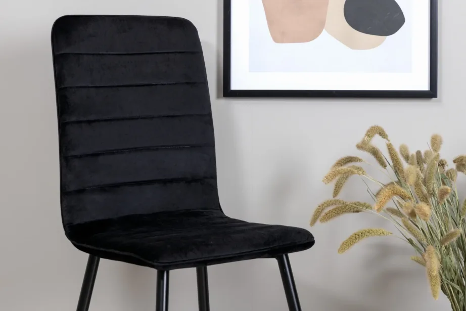 Mustast sametist söögitool Windu (terasjalad, põhjamaine disain), 19908-888 – 9