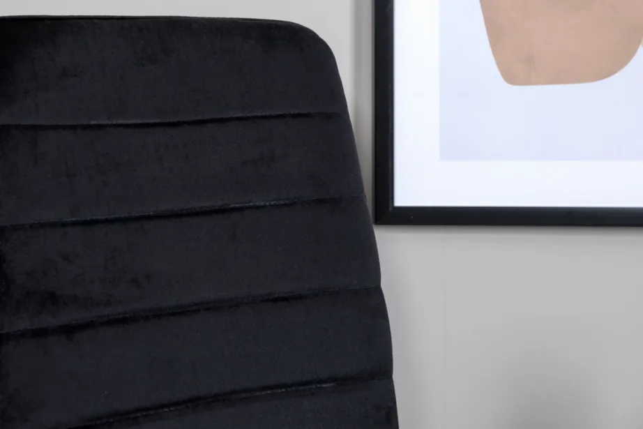 Mustast sametist söögitool Windu (terasjalad, põhjamaine disain), 19908-888 – 11