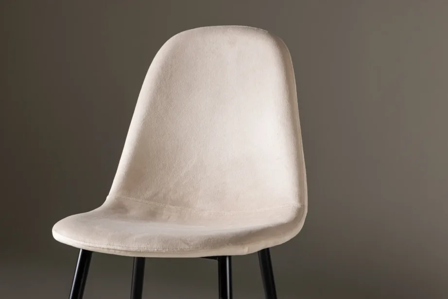 Beežist velvetkangast Polar söögitool mustade terasjalgadega, 19912-880 – 9